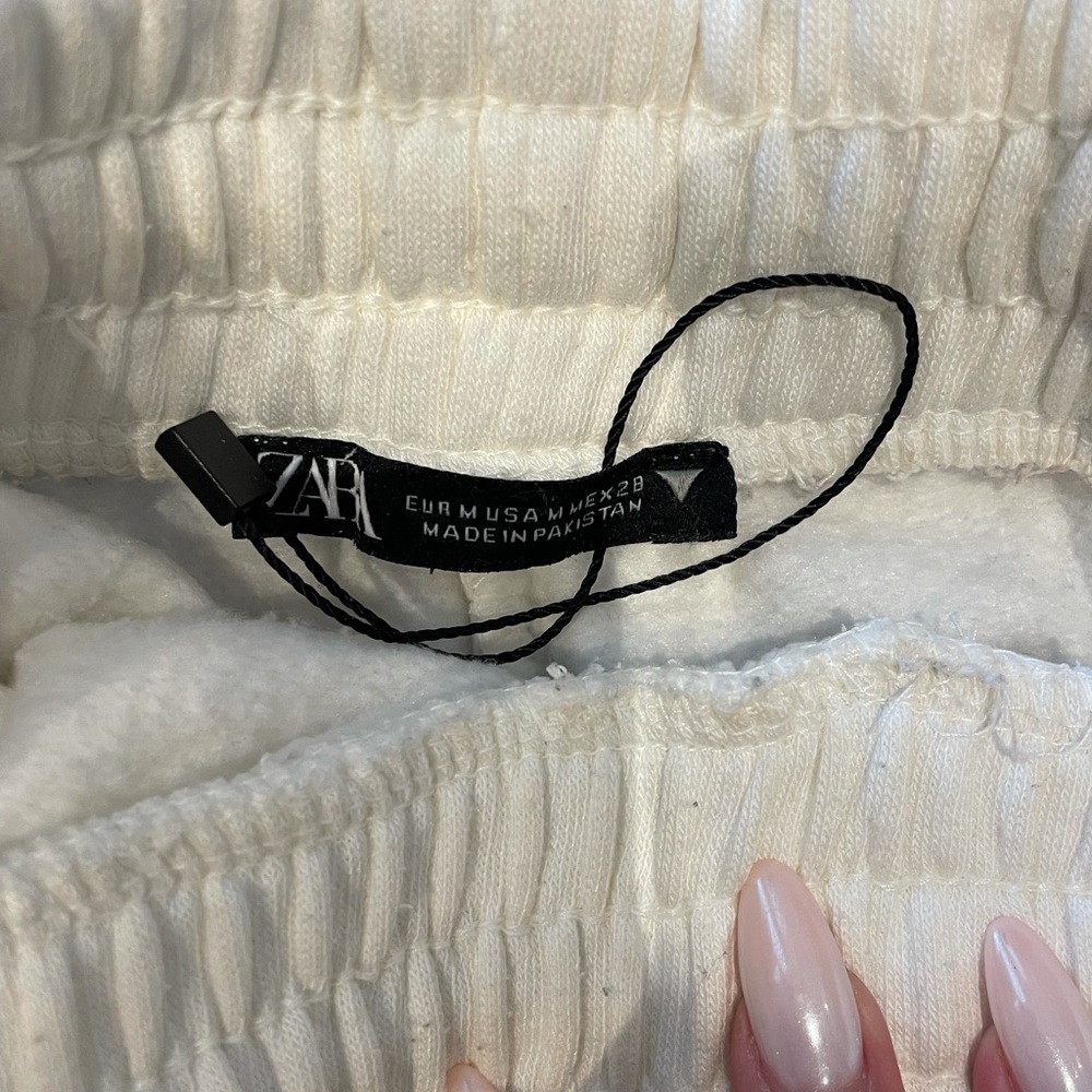 White Zara sweatpants - Picture 3 of 3